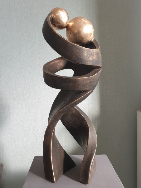 A Thought original painting by Liutauras Griežė. Sculpture